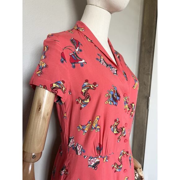 Emily And Fin Roller Skate Dress Sz S Skating Coral Orange Retro Pockets RARE! - Picture 7 of 15
